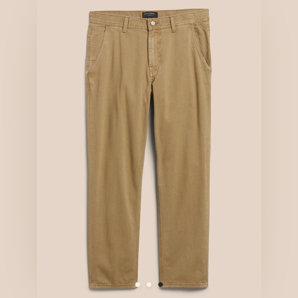 NWT Banana Republic Men’s Khaki Athletic-Fit Surplus Twill Pant